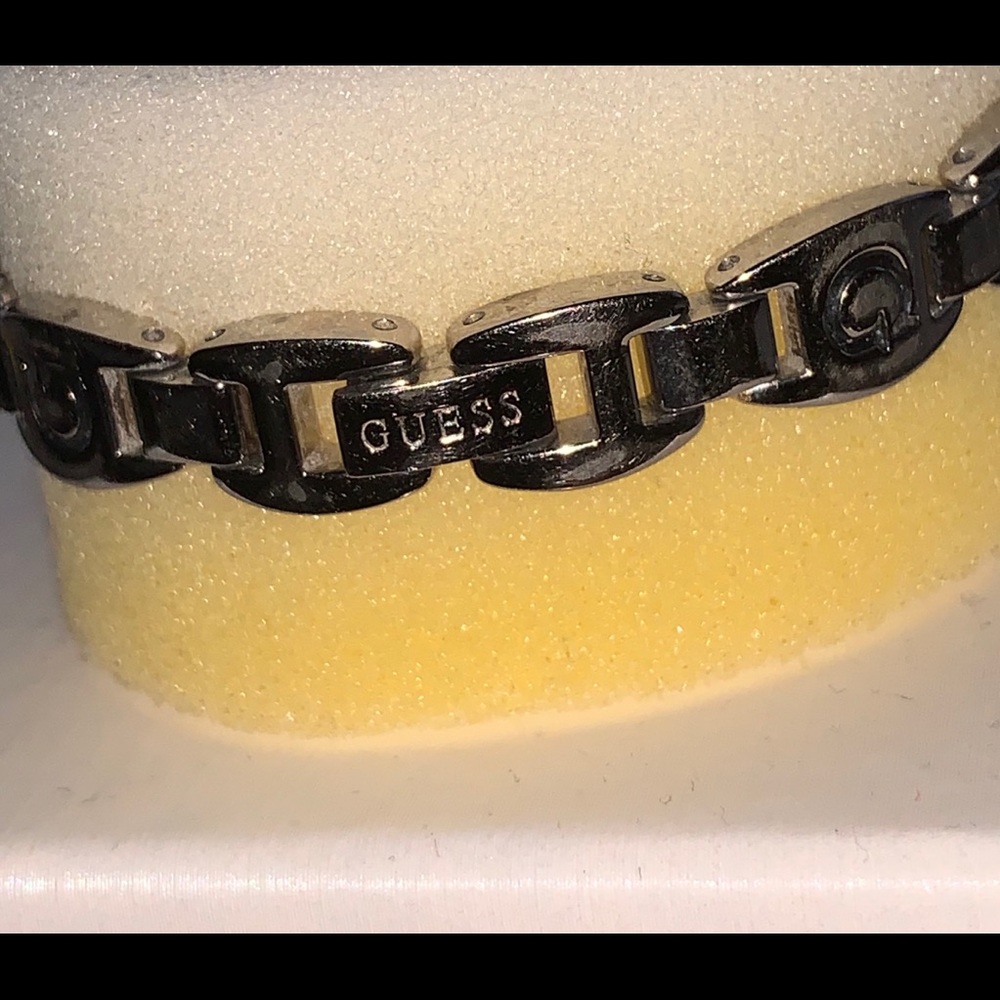 Guess Watch - Picture 4 of 5